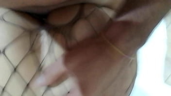 Si Scopa Il Plug Ed Il Cazzo - Fa Tutto Lei - Ha Un Culo Unico