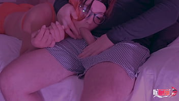 Beautiful Sexy Stepmommy _ Step-son Share A Couch Step-son Fucked Me In The Mouth, Thinking That I Do Not Know