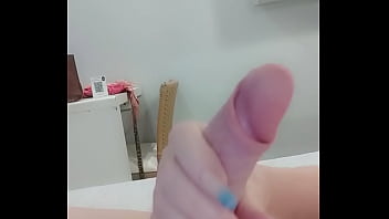 Tráns Ruiva Soltando Leitinho