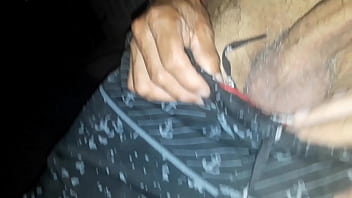 Depois De Mamar Eu Brinquei Com A Pica Do Vigia Da Escola