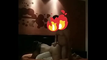 Madura Cogiendo De Perrito