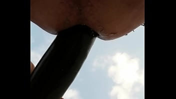 Pepinos Para El Culo En La Azotea