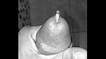 Gozando Em C_mera Lenta - cumshot, milf, masturbation, masturbate, mom, gozada, porra, banho, punheta, leitinho, gozando, slow - Video 2008389