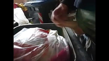 In Die Tonne Gewichst