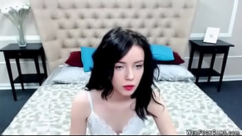 Solo Girl - Beauty Camgirl At Webfuckcams. Music: Lil Japinha - Love Me.