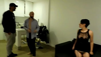 Mi Compañero De Trabajo , No Se Cansa De Cojerle El Culo A Mi Esposa .....se Lo Deja Agrandado Y Lleno De Leche