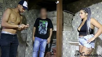 O Vizinho Veio Ver A Caixa De água E Acabei Dando Pra Ele - Vinny Kabuloso