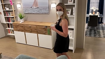 Notgeiles Teen Liebt Es Zu Pinkeln Und Wird Erwischt