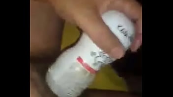 Masturbandome Con Juguete Que No Ensucia Las Manos !