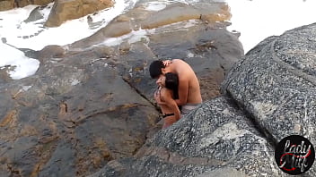 O Instrutor De Parapente Flagrou Ele Comendo O Cu Dela Na Ilha Da Magia