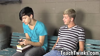 Twinks Kayden Daniels And Jae Landen Anal Pound In Classroom