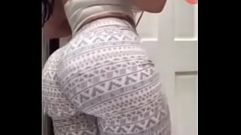 Big Booty Girl Twerking - boobs, interracial, big-ass, big-cock - Video 1915702
