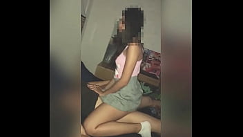 Sexo Casero! Vino De Visita Y Yo Cogiendomela En La Noche! No Pude Aguantarme Las Ganas De Cogerme A Mi P Colegiala!! Sexo Casero Real! (segunda Parte)
