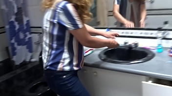 Compilation - Peeing Before Fucking