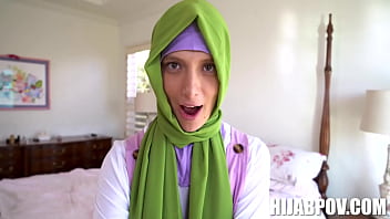 Hijab Babe Izzy Lush Breaking The Rules