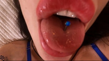 Giantess And Bby In The Same Bed