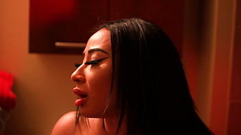 Exotics Takes A Piss