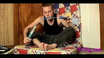Home Gay Solo On Web Camera - anal, hardcore, blowjob, masturbation, solo, american, fetish, gay, footjob, short-hair - Video 1879787