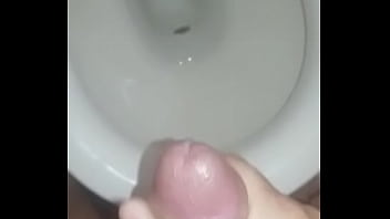Buena Largada De Leche En El Baño