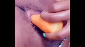 Redwish Girl : Gets Horny And Masturbate With Carrot