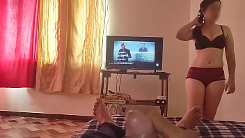 Mi Sexy Sirvienta Folla Y Menea Su Rico Culo Conmigo A Cambio De Dinero-me Aprovecho De Su Necesidad Para Poder Follar Con Ella Mientras Su Esposo La Espera En Su Casa