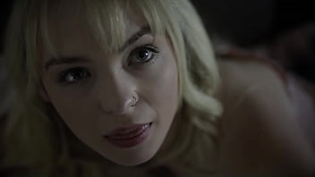 Missax - Falling In Love - Lilly Bell