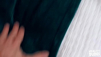 (roman Eros) Wants To Get A Massage But When The Masseur Touches His Asshole He Enjoys It - Reality Dudes