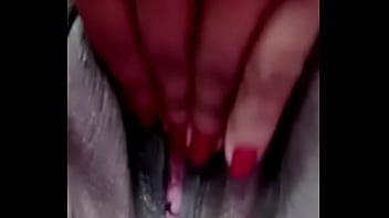 Velha Se Masturbando