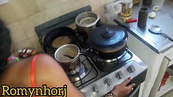 Nifetinha Gostosa Preta Fogosa Gozando Na Piroca Do Pedreiro Dotado