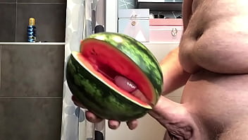 Cumshot, Cum, Food, Solo, Watermelon, Gay-masturbation - Cumshot - 2025 - Sexy - Performance - Video 1886455