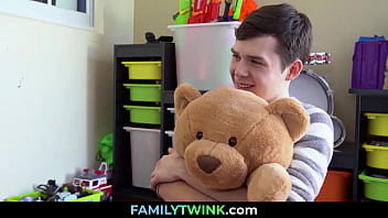 Familytwink.com ⏩ Pretty Boy Pampered By His Step Father - Dakota Lovell, Trent Summers