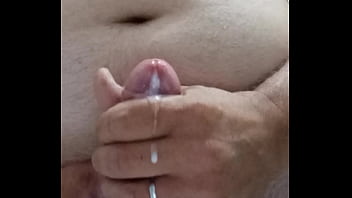 Batendo Uma Gostosa - punheta, gosando - Video 1885367