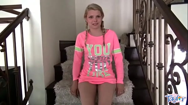 Solo Teen Slut Fingering Her Tight Pink Pussy