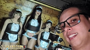 Mis Sirvientas Me Cogen Riquísimo Pero Una Tiene Tampax Y Se Lo Quito Y Me La Cojo Durisimo