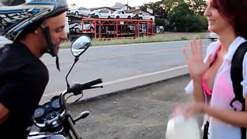 Fui Dar Carona Na Volta De Tramandai Pra Uma Mina Na 118 E Olha No Que Deu - Pernocas - Luccy Joplin - Dogaloy