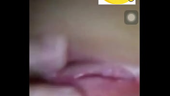Vợ y_u bướm đẹp show hàng qua zalo (Wife show through video call)