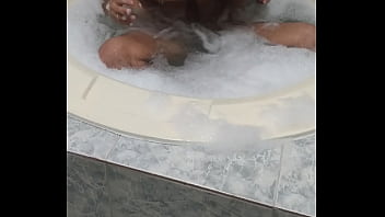 Dando Na Banheira E O Corno Filmando