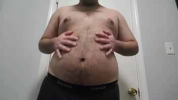 Fat Gainer Tries On Tight Pants