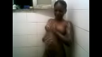 Vanessa Souvenir Annee L.