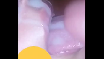 Le Saco La Lechita A Mi Amigo