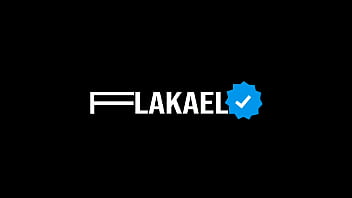 V . Flakael ️