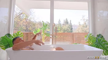 Kissa _ Kendra Bathtub Fantasy / Brazzers / Download Full From