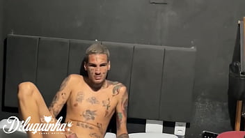 Fotógrafo Resolveu Dar Em Cima De Cliente Hetero E Olha No Que Deu