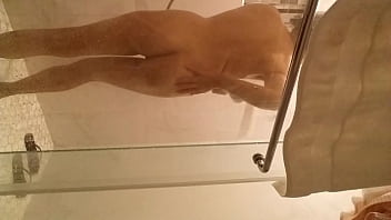 Angela Wants To Get Fuck In The Sjower