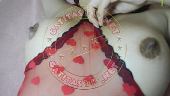 Rica Tetona Blancona Hace Suculenta Mamada Peladito