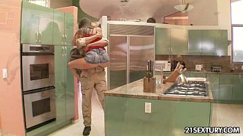 Rilynn Rae,karlo Karrera - Cumshot, Hardcore, Babe, Blowjob, Fingering, Pussylicking, Asslicking, Smalltits, American, Naturalt - Cumshot - 2025 - Steamy - Performance - Video 6256971