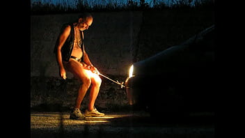 Traction D_une Voiture Avec Que Les Couilles