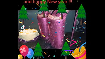 Lady L: Merry Christmas And Happy New Year !