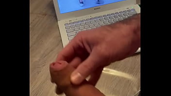 Hommage à Monika Et Sa Copine