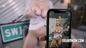 My Stepmom Loves Me Loving Her - Joslyn Jane